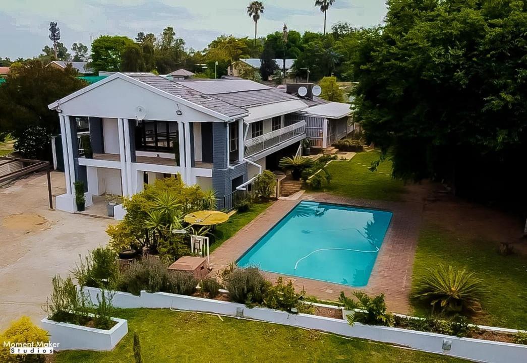 نيوكاسل Falcon Lodge المظهر الخارجي الصورة